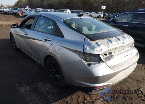 2022 Hyundai Elantra Sel z USA, uszkodzony, nr VIN 5NPLS4AG5NH075085